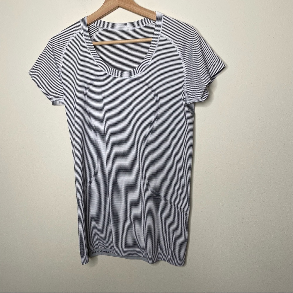 Lululemon Swiftly Tee 10